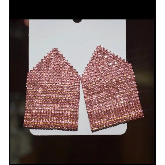 💗5⭐ Rated- Pink Rhinestone Statement Earrings - Picture 2 of 5
